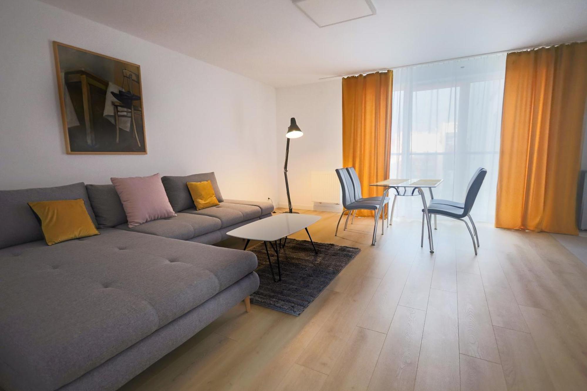 Reymonta 22 Apartamenty オポーレ エクステリア 写真