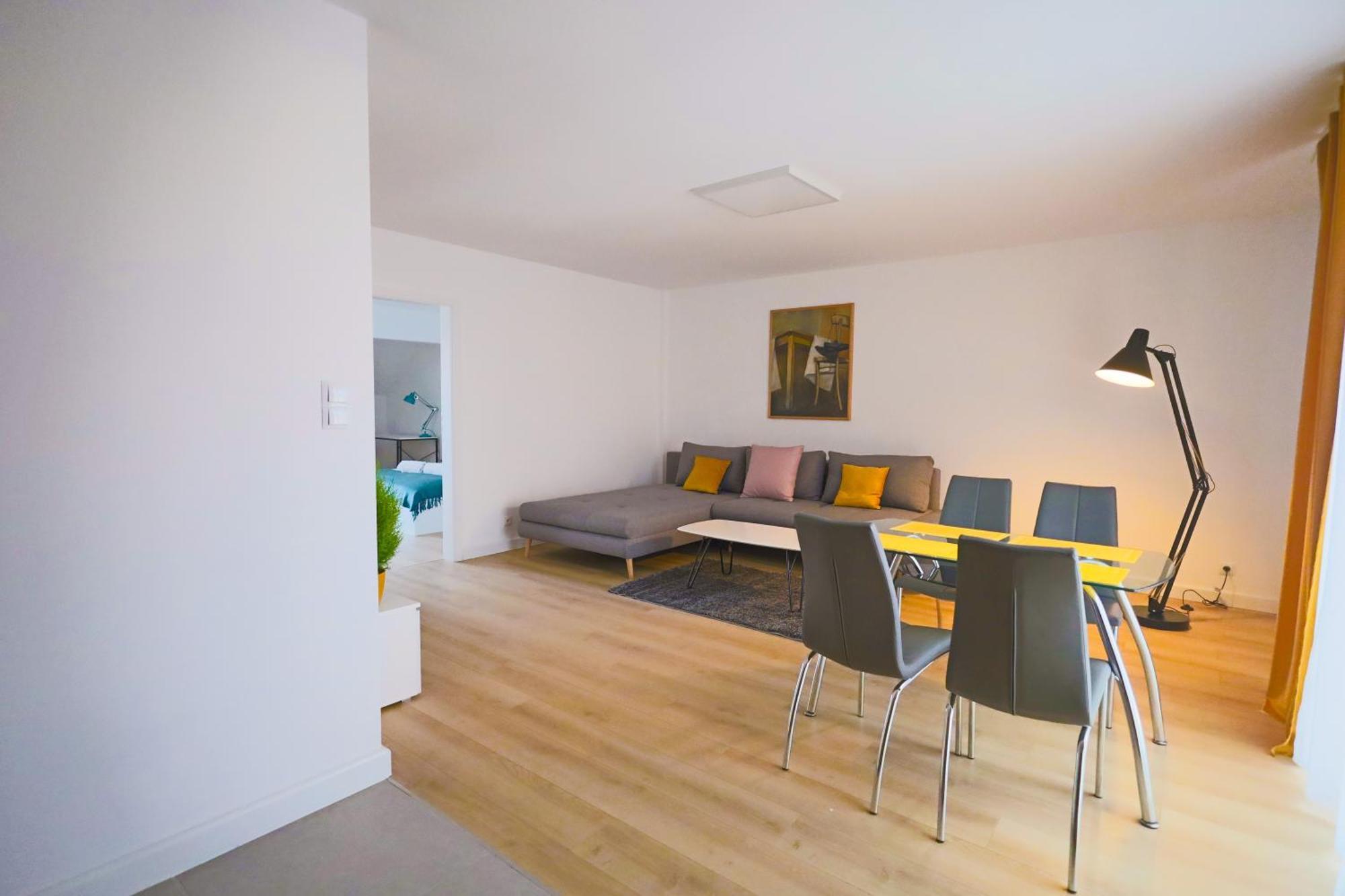 Reymonta 22 Apartamenty オポーレ エクステリア 写真